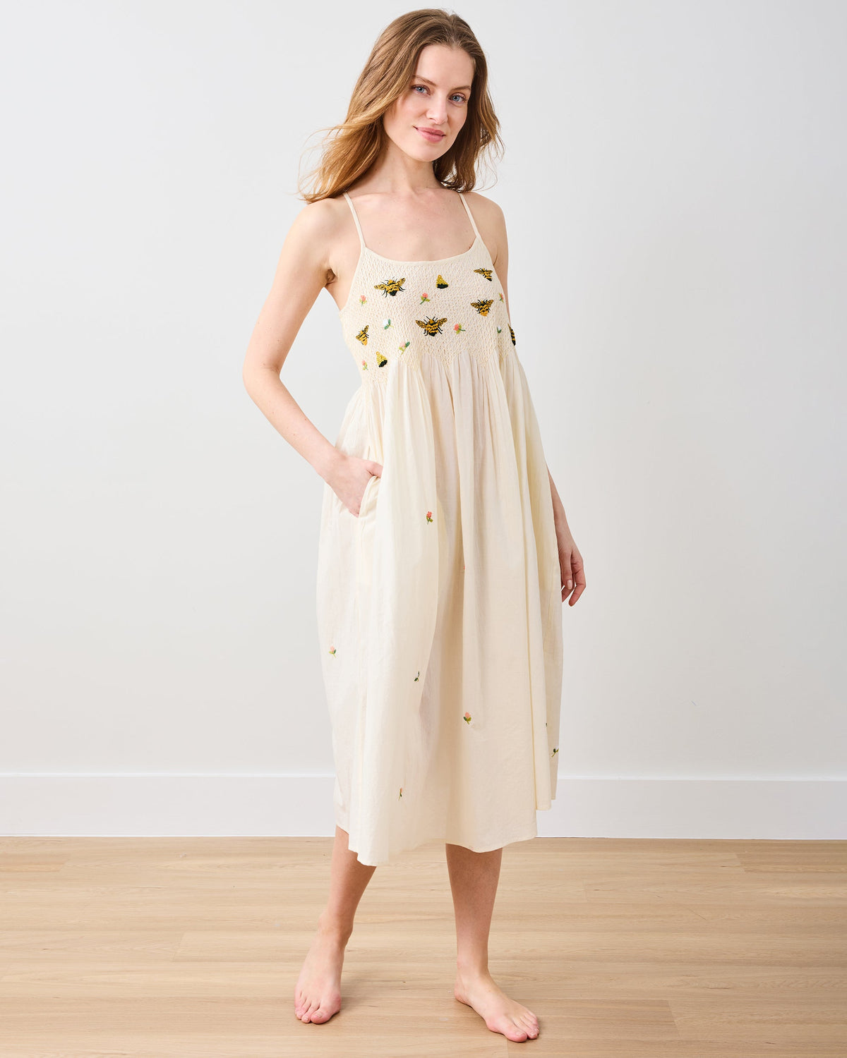 Sweet Bee Embroidered Nightie - Cream